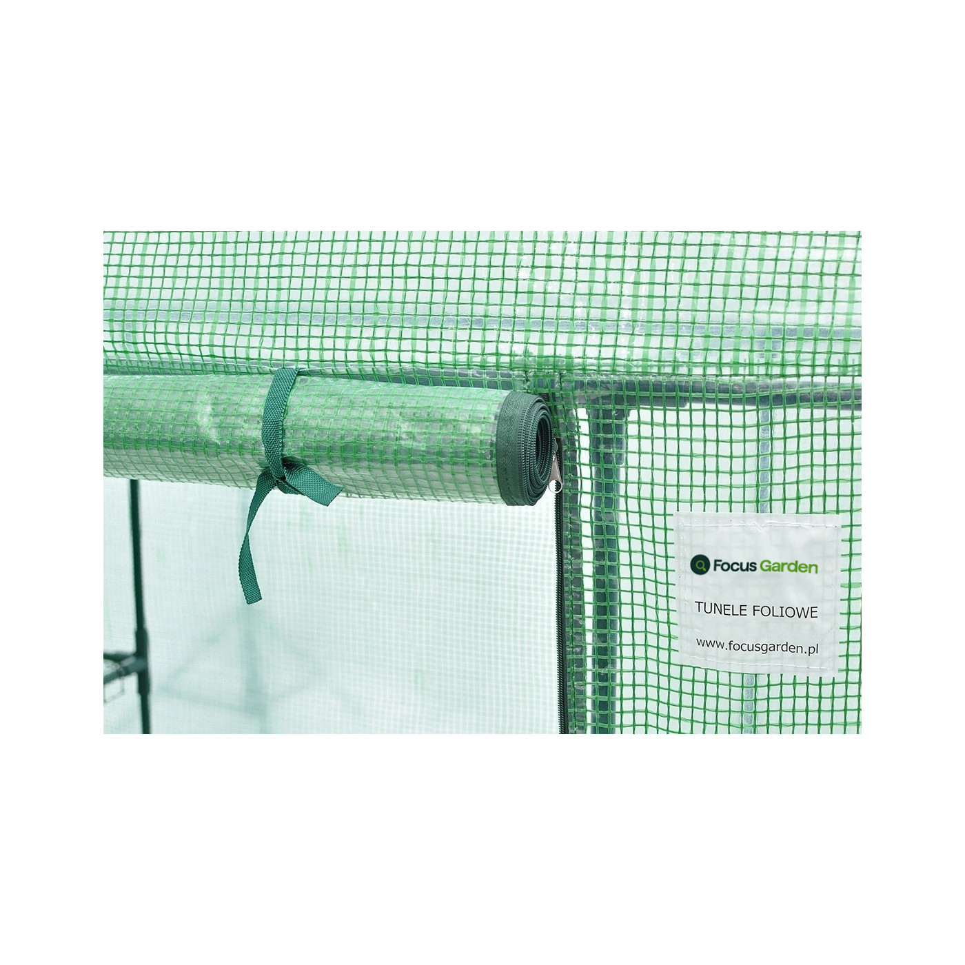 Zbliżenie na półki szklarni ogrodowej regał 4 półki 140x73 cm zielona Cultivo