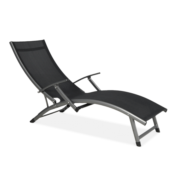 Czarny leżak ogrodowy z podłokietnikami 