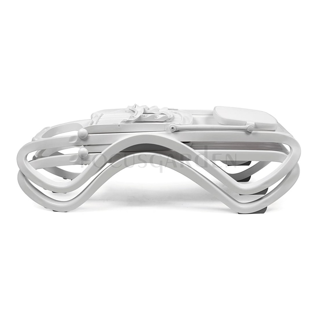 TROPICO WHITE DECK CHAIR