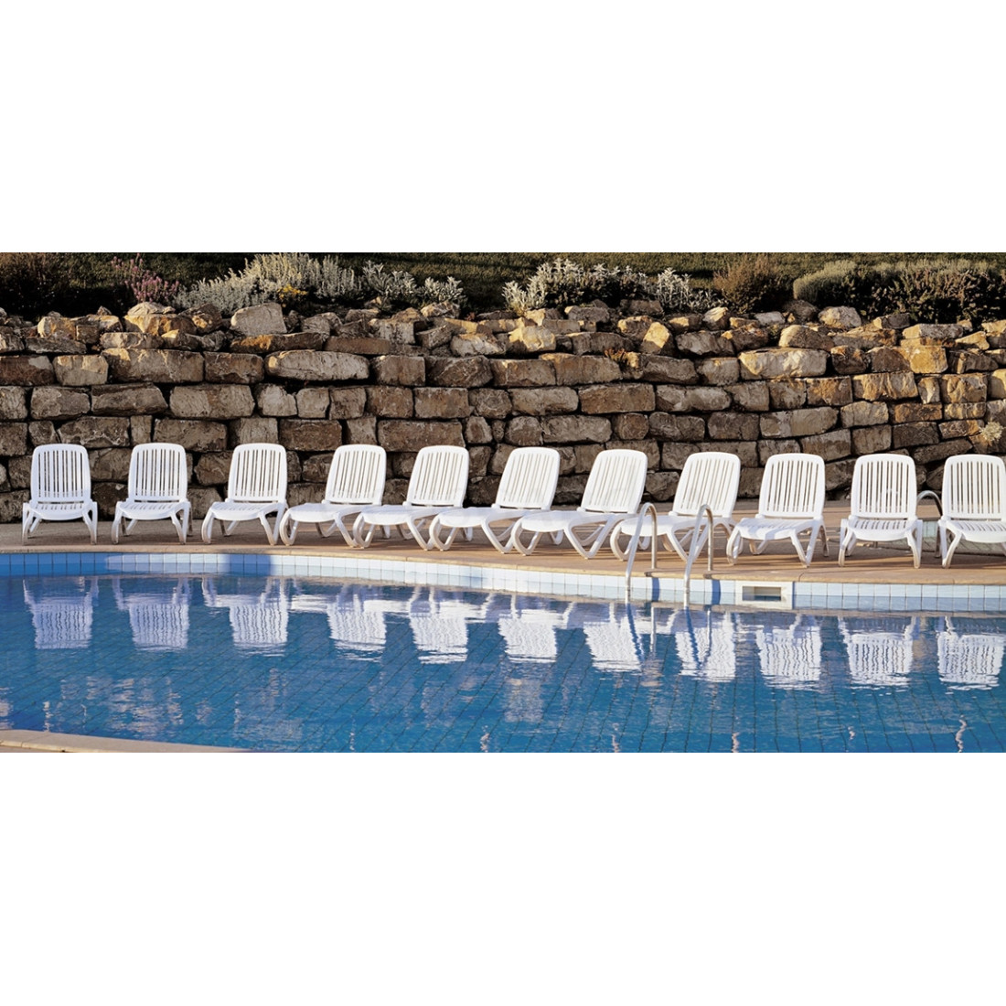 TROPICO WHITE DECK CHAIR