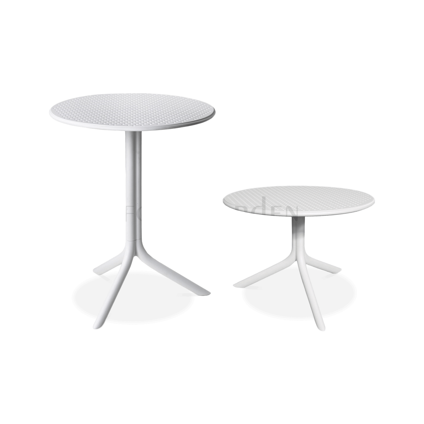 dwa białe stoliki o różnych wysokościach
