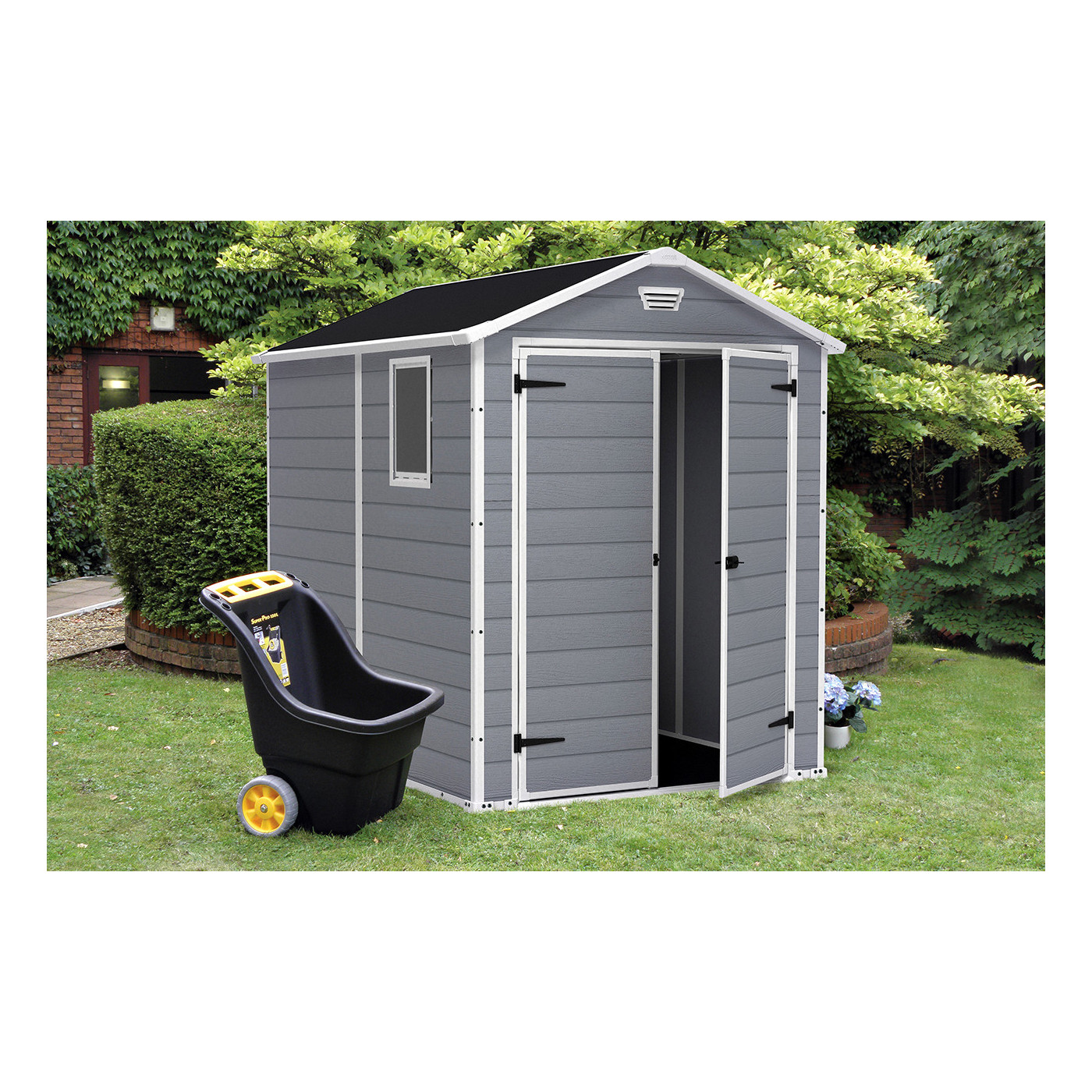 Domek narzędziowy Manor 6x8DD, 185x237cm, Keter, w ogrodzie