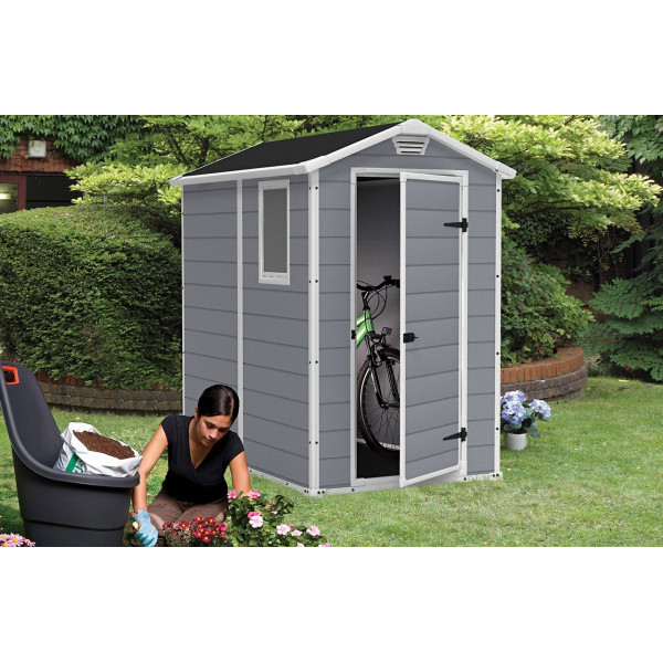 Domek ogrodowy MANOR 4x6s, 130x192cm, Keter, aranżacja w ogrodzie