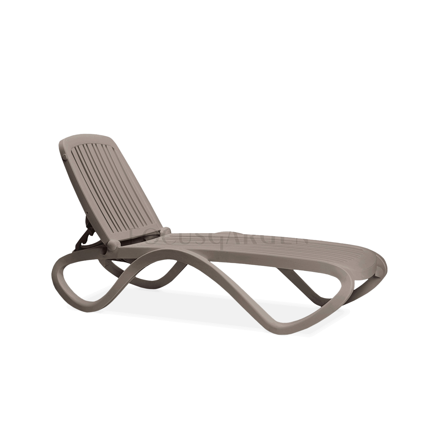 brązowy leżak z regulowanym oparciem