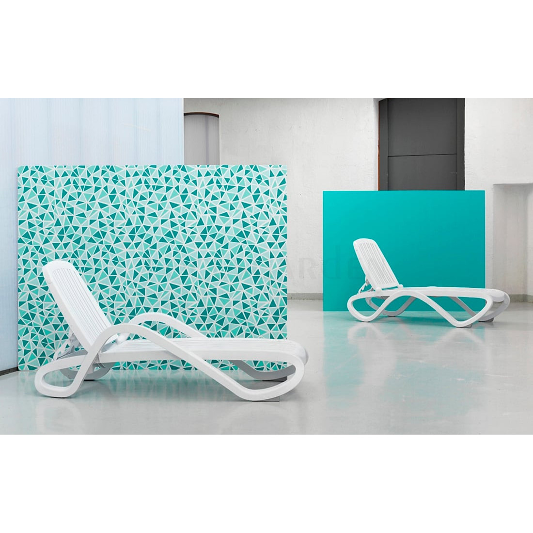TROPICO TORTORA DECK CHAIR