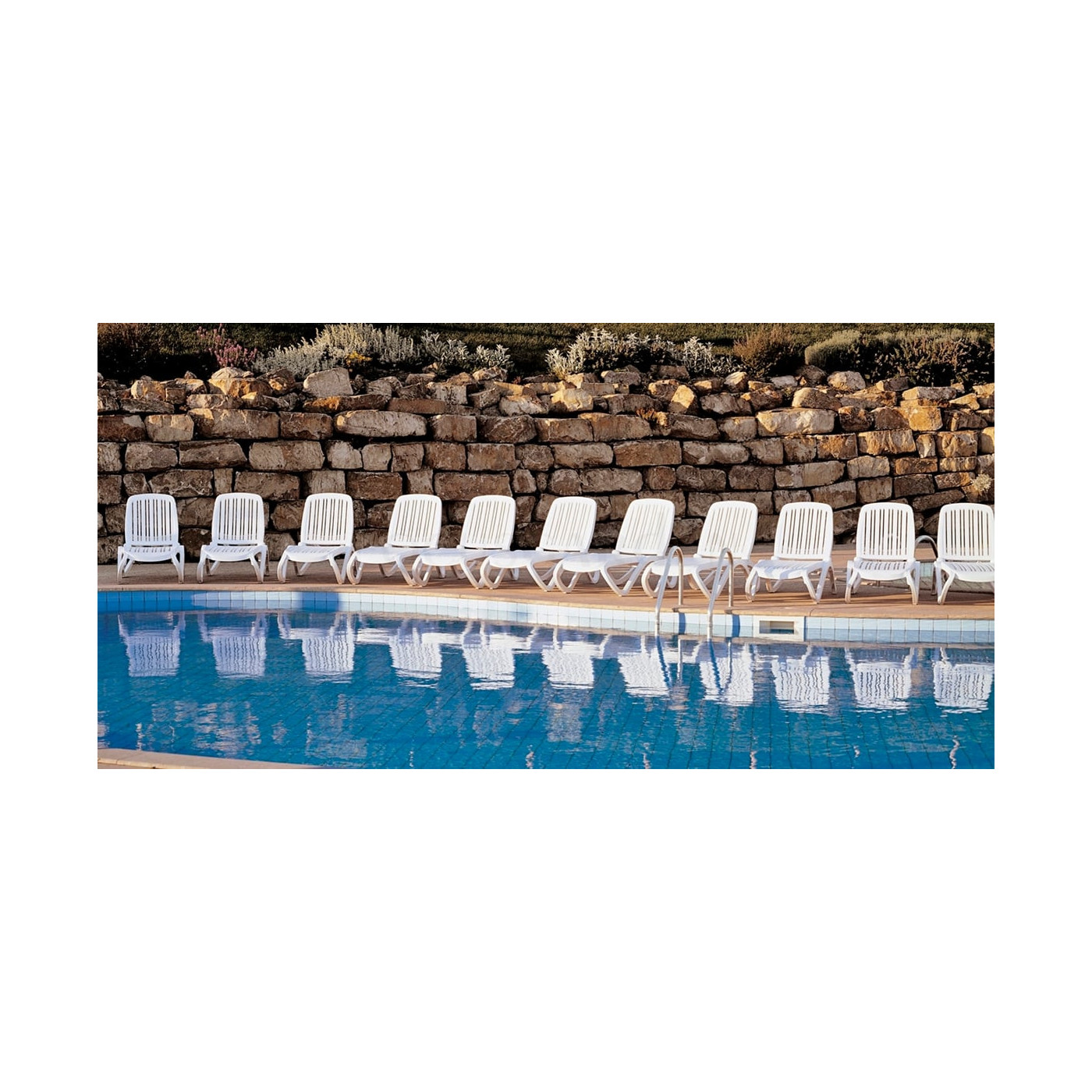 TROPICO TORTORA DECK CHAIR