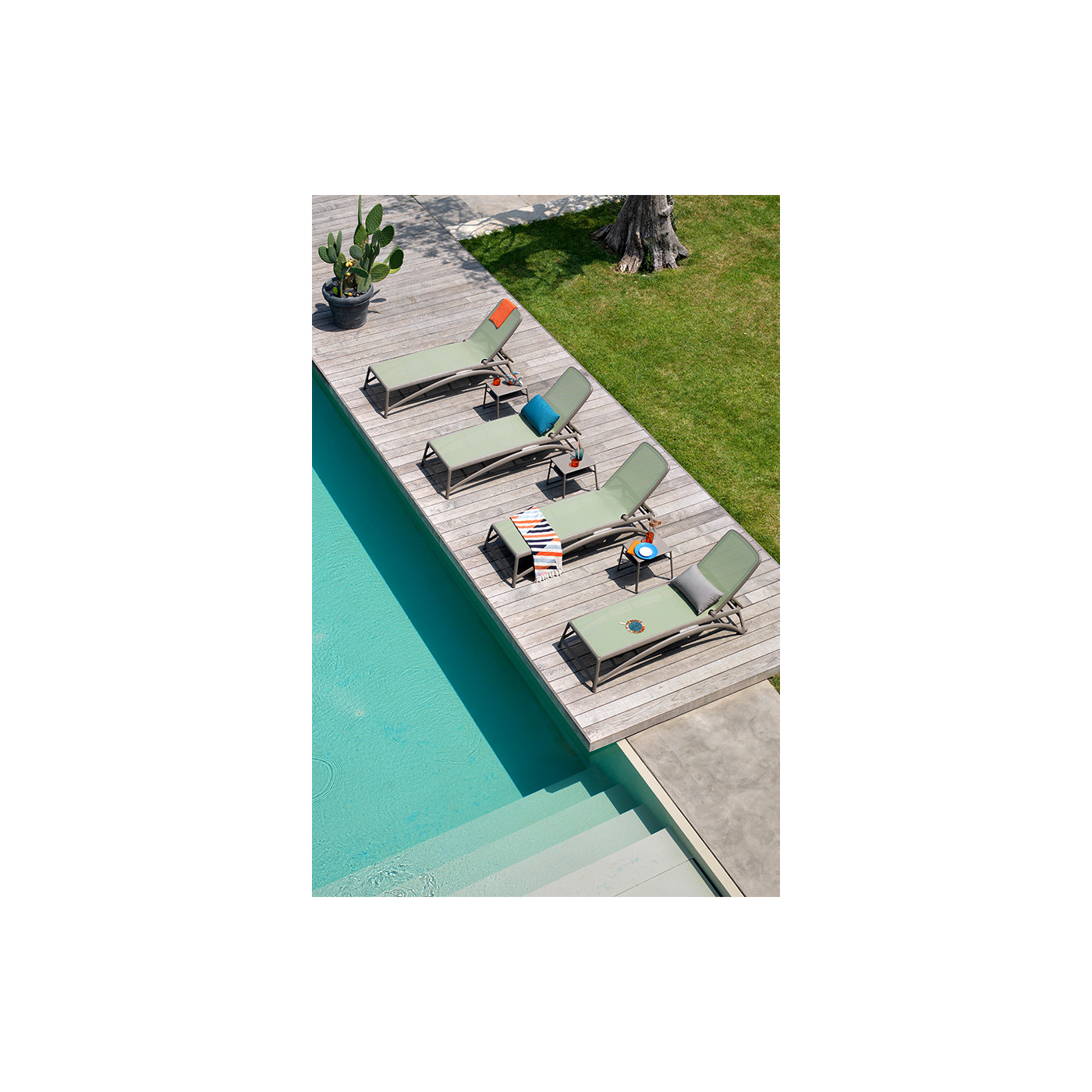 ATLANTICO WHITE TORTORA DECK CHAIR