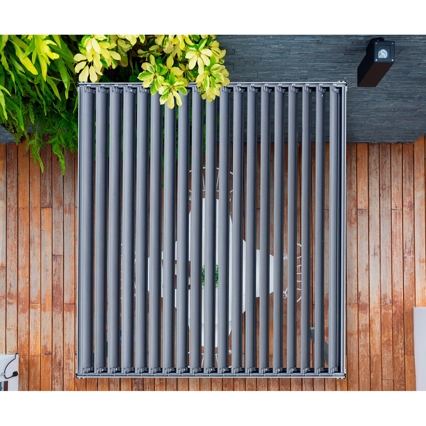 Tars z pergolą ogrodową Calssic 3x3 Gutroof antracytowa