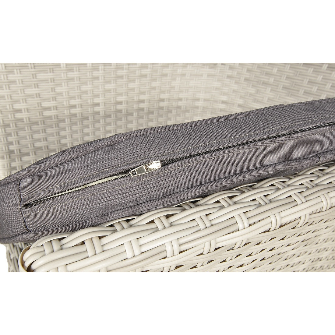 Fotel technorattanowy Lerida White z poduszką