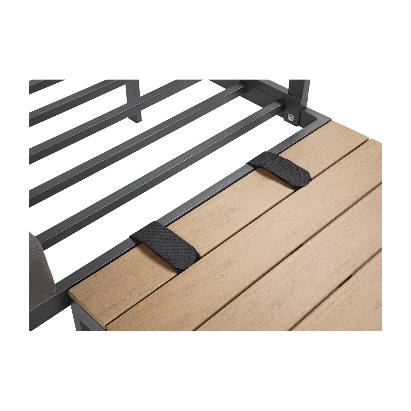 zbliżenie na system łączenia stolika i kanapy za pomocą rzep w zestawie java