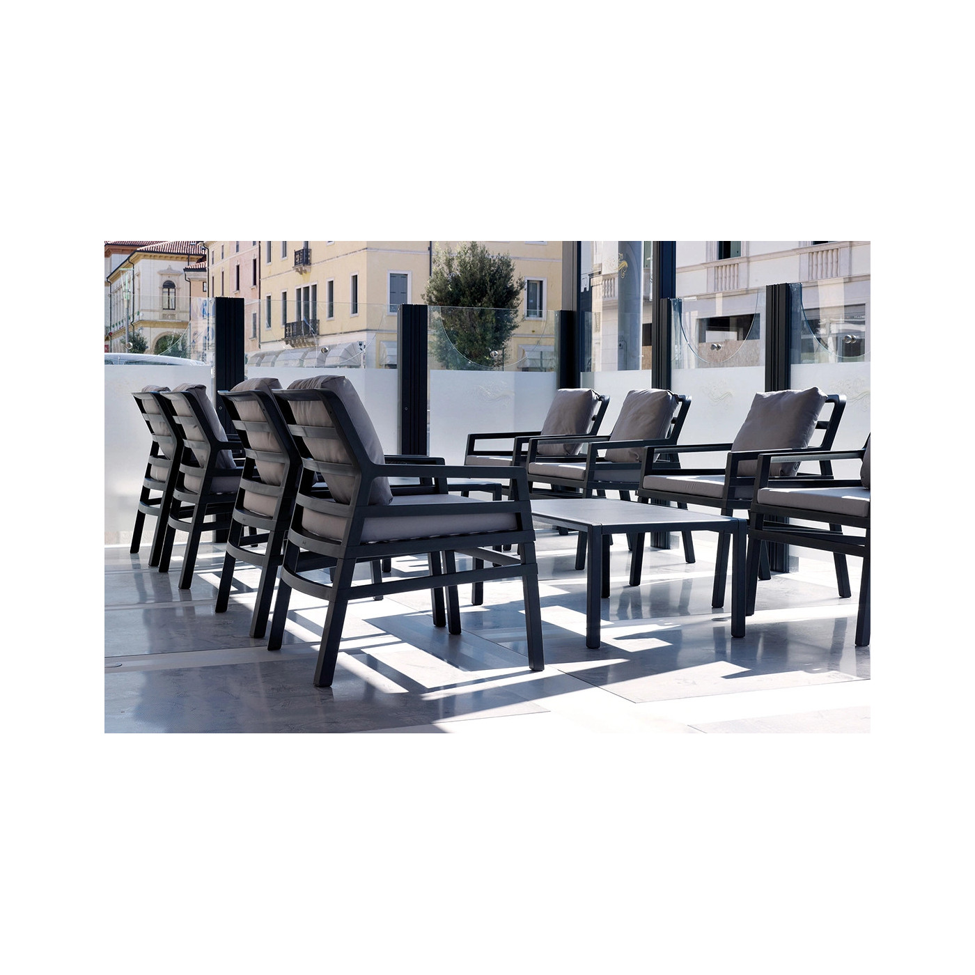 Fotel ogrodowy Nardi Aria Antracite Acrylic Grigio