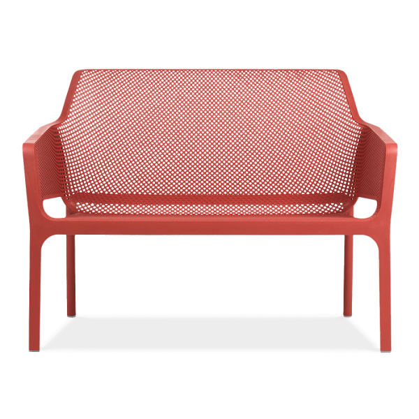 czerwona ławka balkonowa