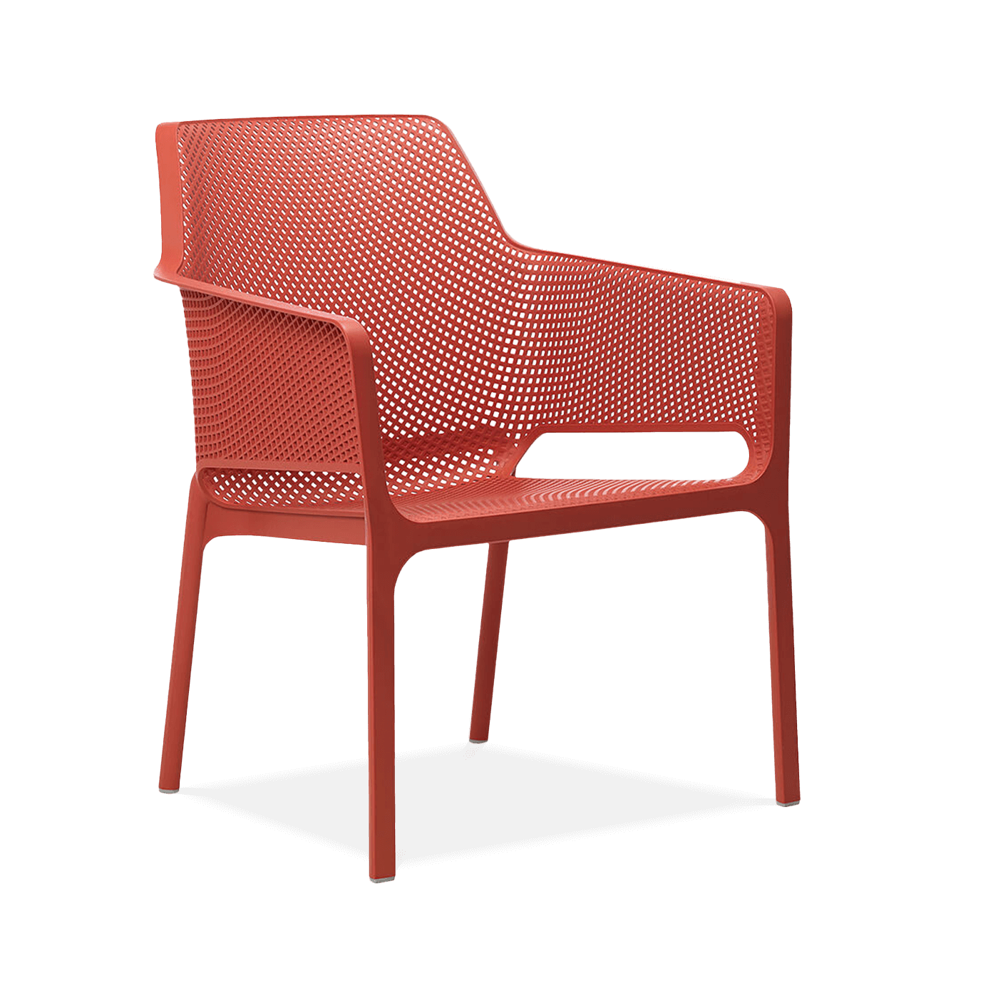 czerwone krzesło jadalniane z oparciem i podłokietnikami 