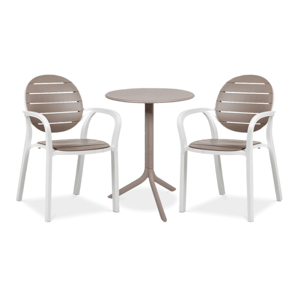 zestaw balkonowych, dwóch krzeseł i stolika w kolorze biało brązowym