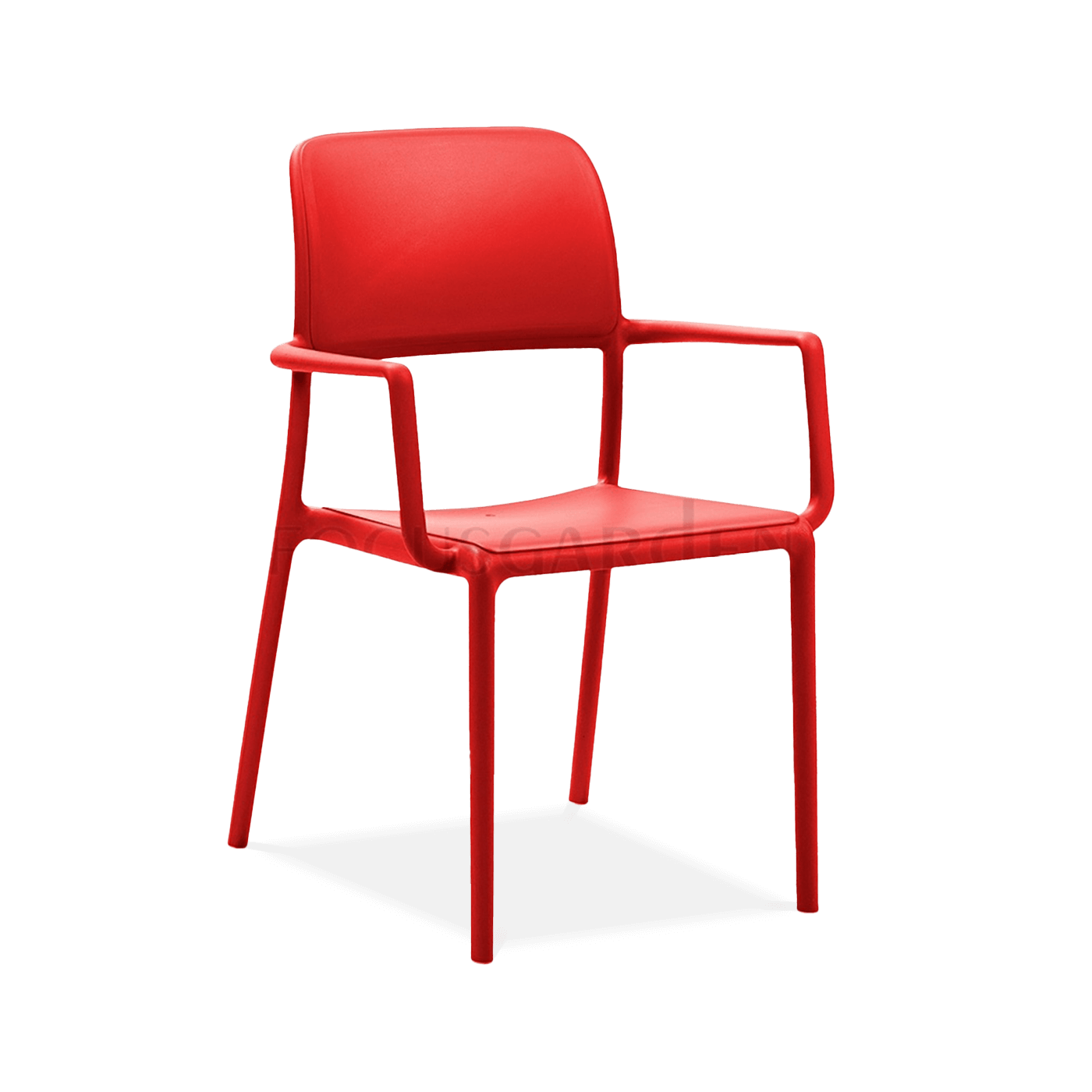 czerwone krzesło tarasowe z oparciem i podłokietnikami