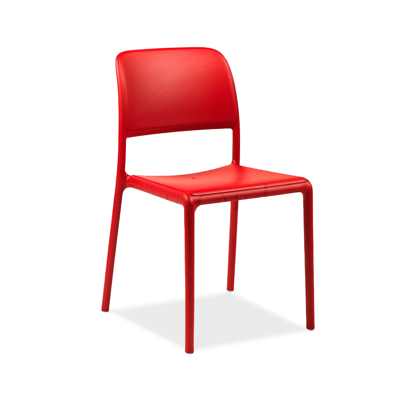 czerwone krzesło do ogrodowe z oparciem