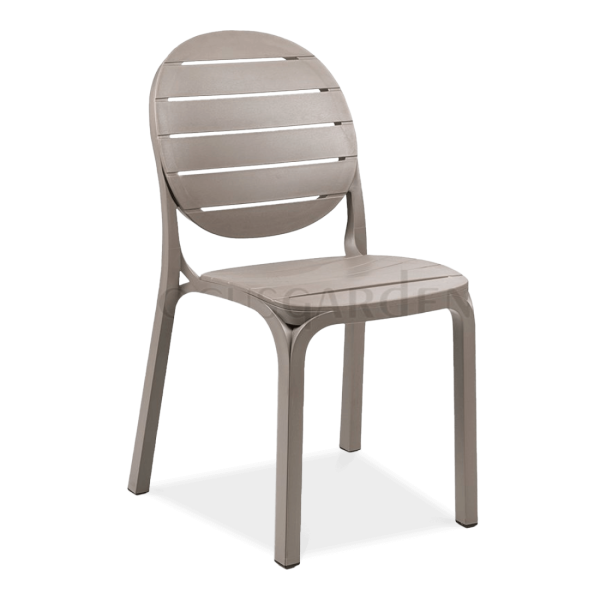 beżowe krzesło ogrodowe do restauracji 