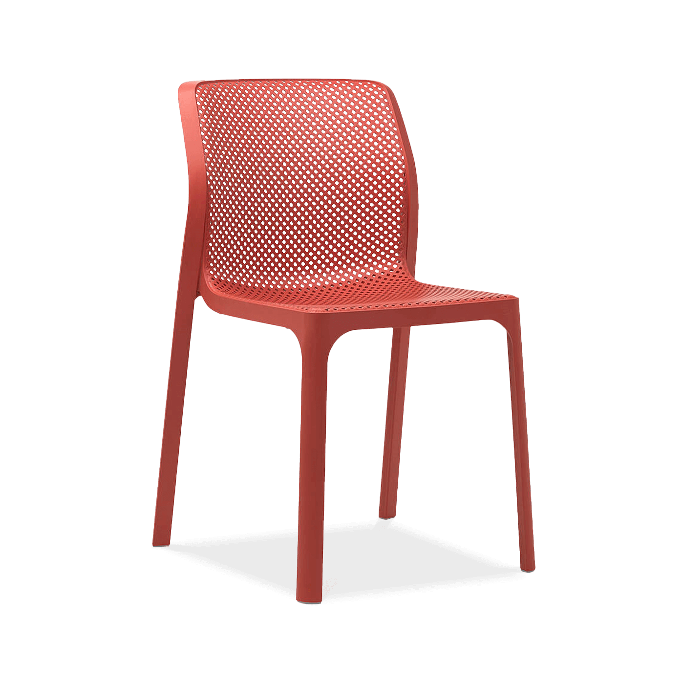 czerwone krzesło ogrodowe z oparciem 