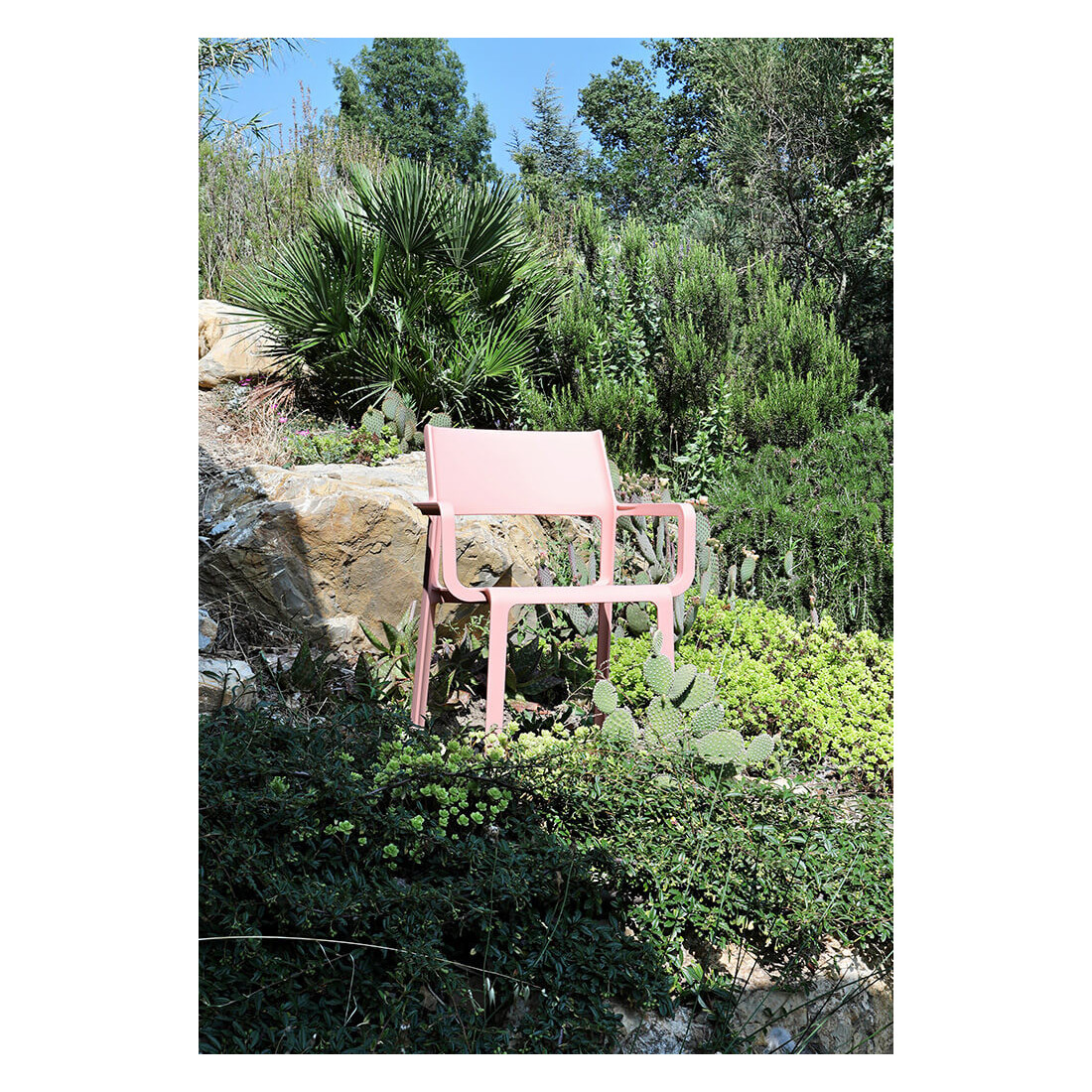 TRILL ANTHRACITE CHAIR