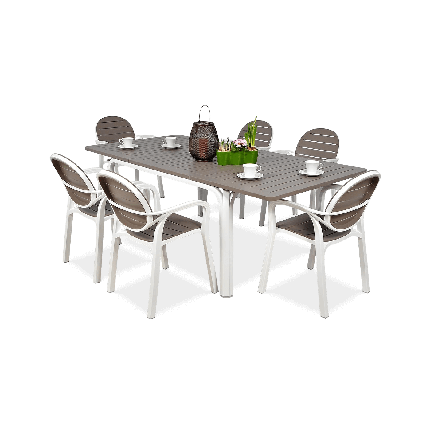 zestaw jadalniany do ogrodu  z krzesłami i stołem