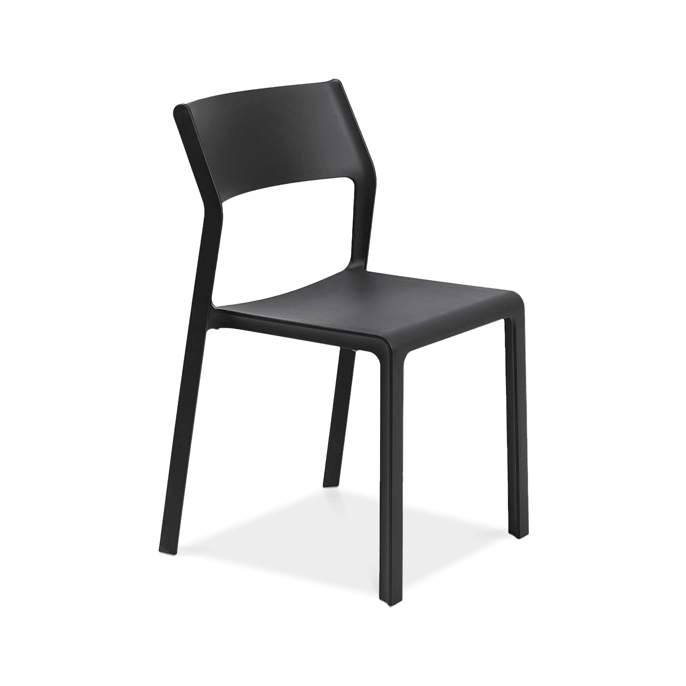 czarne krzesło ogrodowe