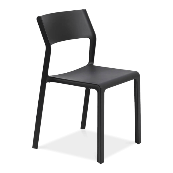 czarne krzesło ogrodowe