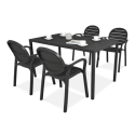 czarny komplet mebli ogrodowych z czterema krzesłami i prostokątnym stołem