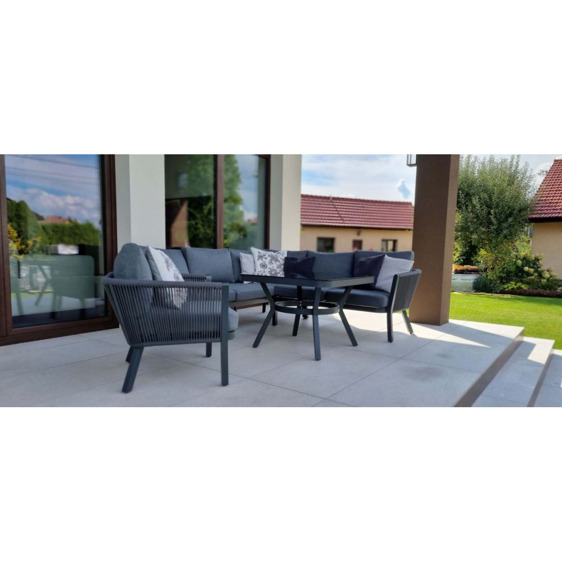 Narożnik salvador dining i fotel na tarasie