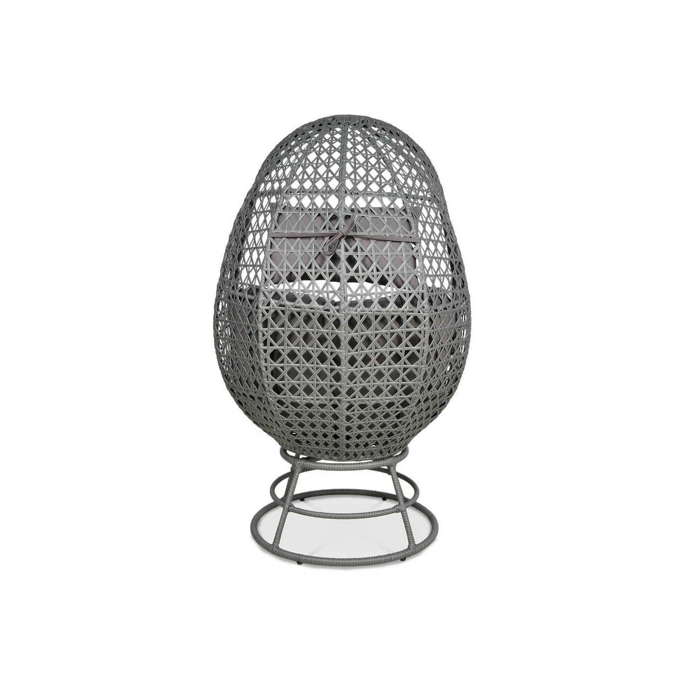 Tył fotela o kształcie kokonu wykonanego z technorattanu