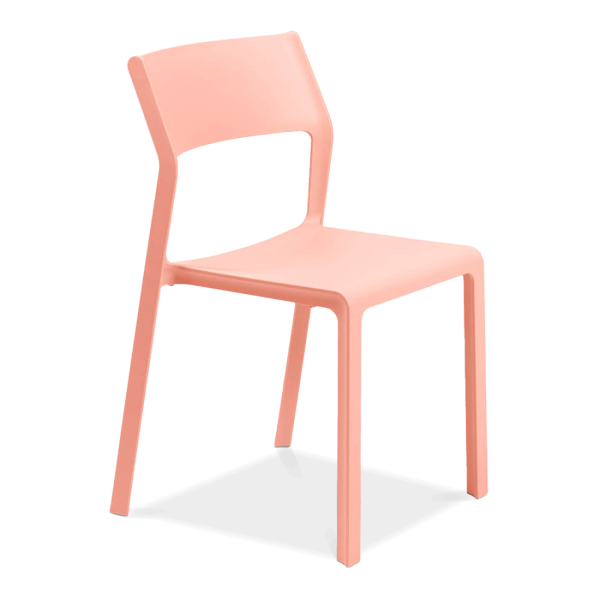 różowe krzesło ogrodowe