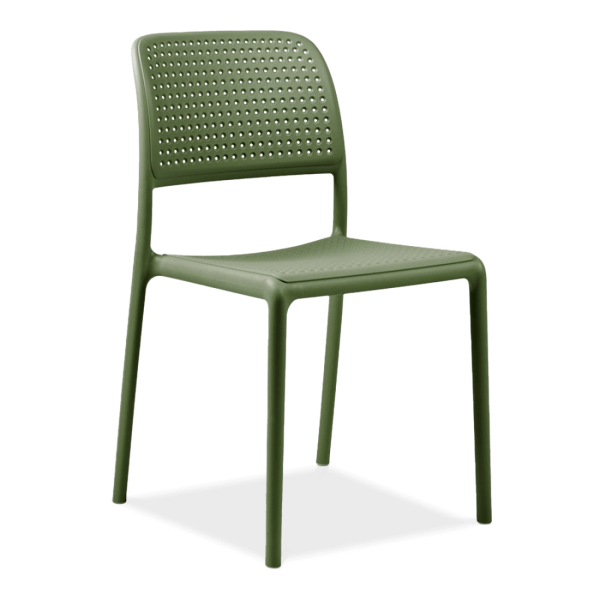 zielone krzesło z oparciem