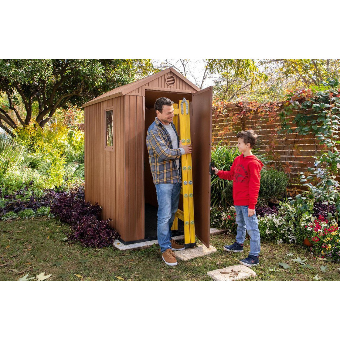 Domek narzędziowy Darwin 4x6 Brown KETER, szerokie wejście do domku