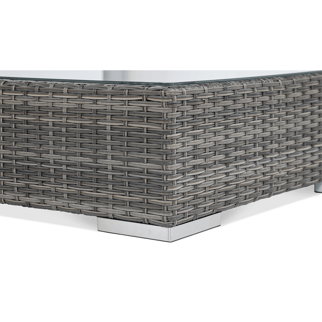 Zbliżenie na nóżkę od stolika Verona