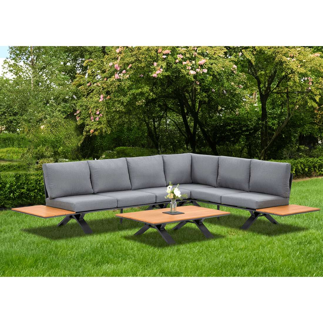 Wiosenna aranżacja mebli na ogrodzie