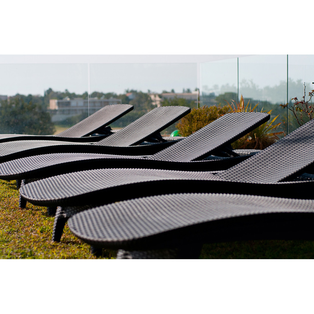 PACIFIC 2x DECK CHAIR + TABLE BROWN