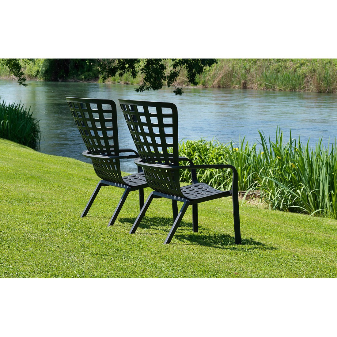 FOLIO TORTORA ARMCHAIR