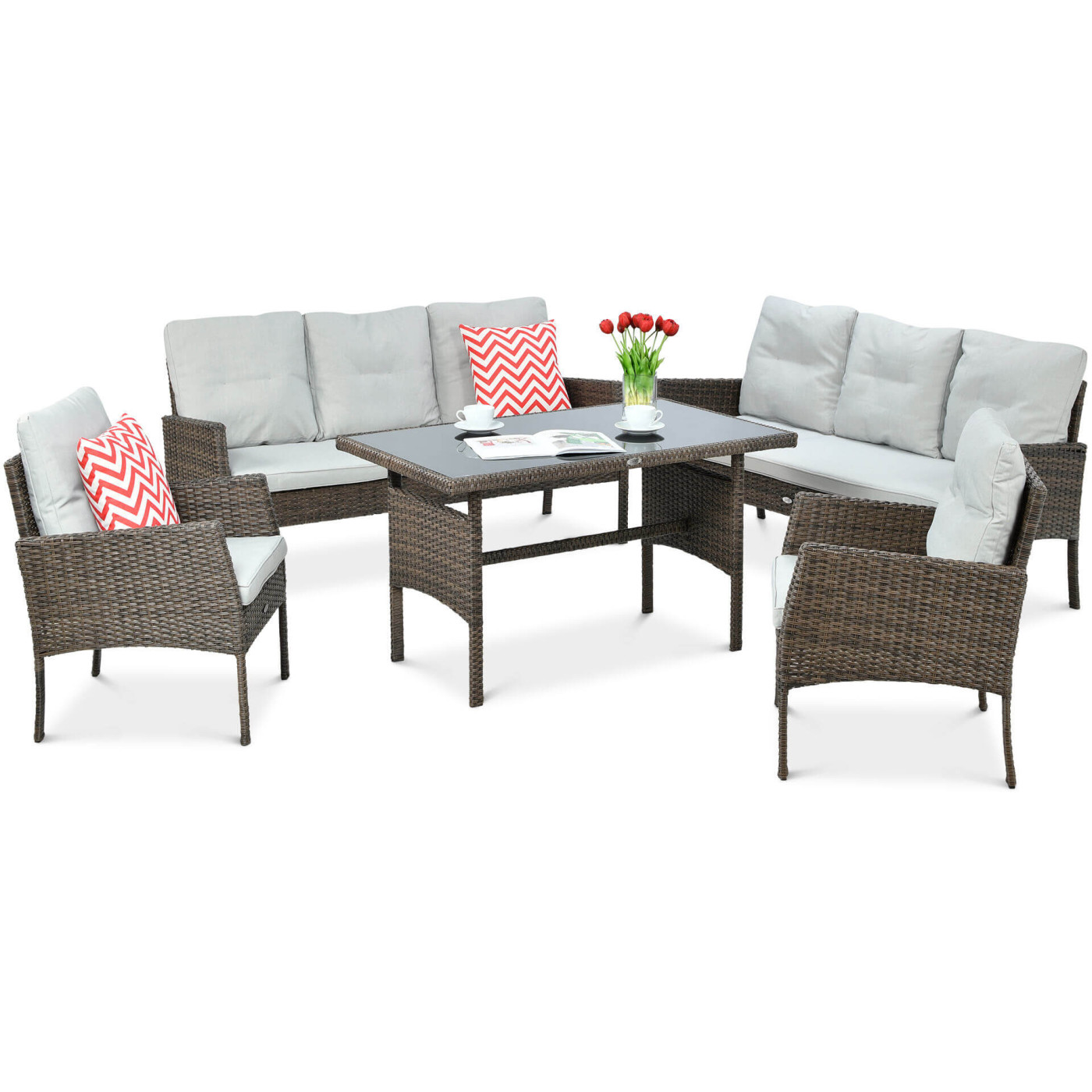 Zestaw składający się z dwóch sof, dwóch foteli oraz stołu