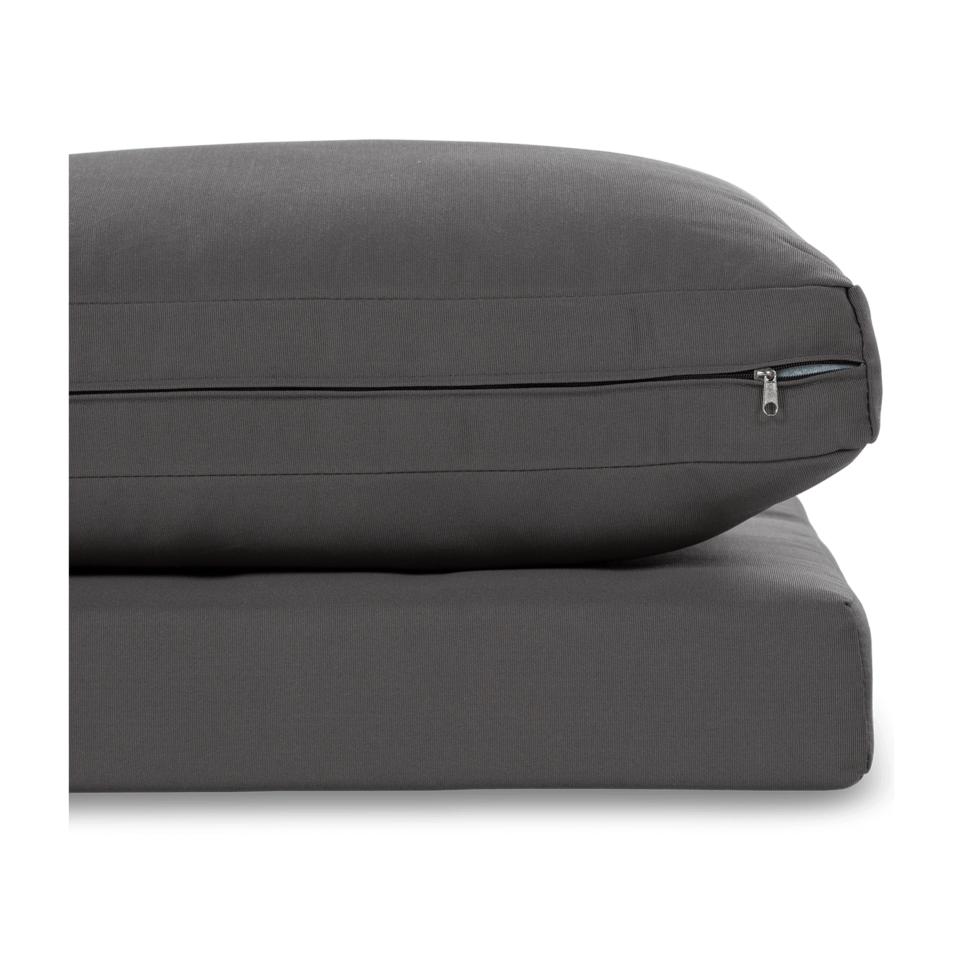 Zbliżenie na materiał wykonania poduszek ciemno-szarego narożnika