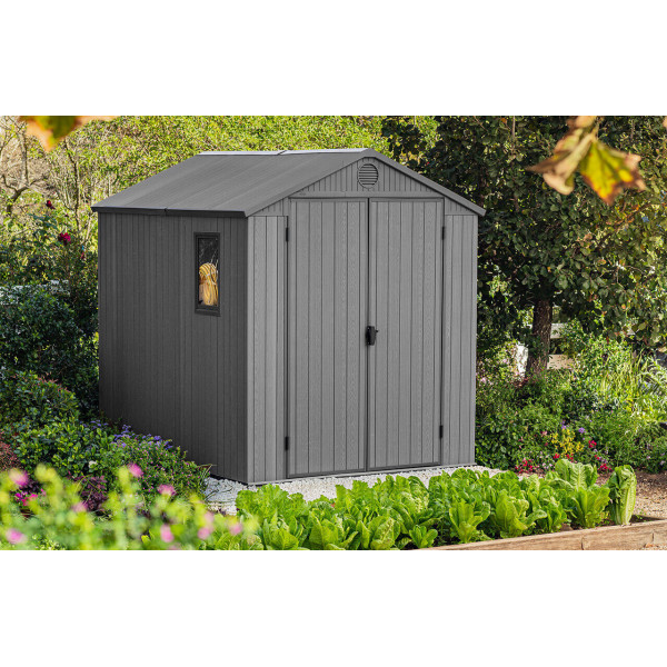 Wizualizacja grafitowego domku narzędziowego DARWIN 6x8 - Keter w ogrodzie