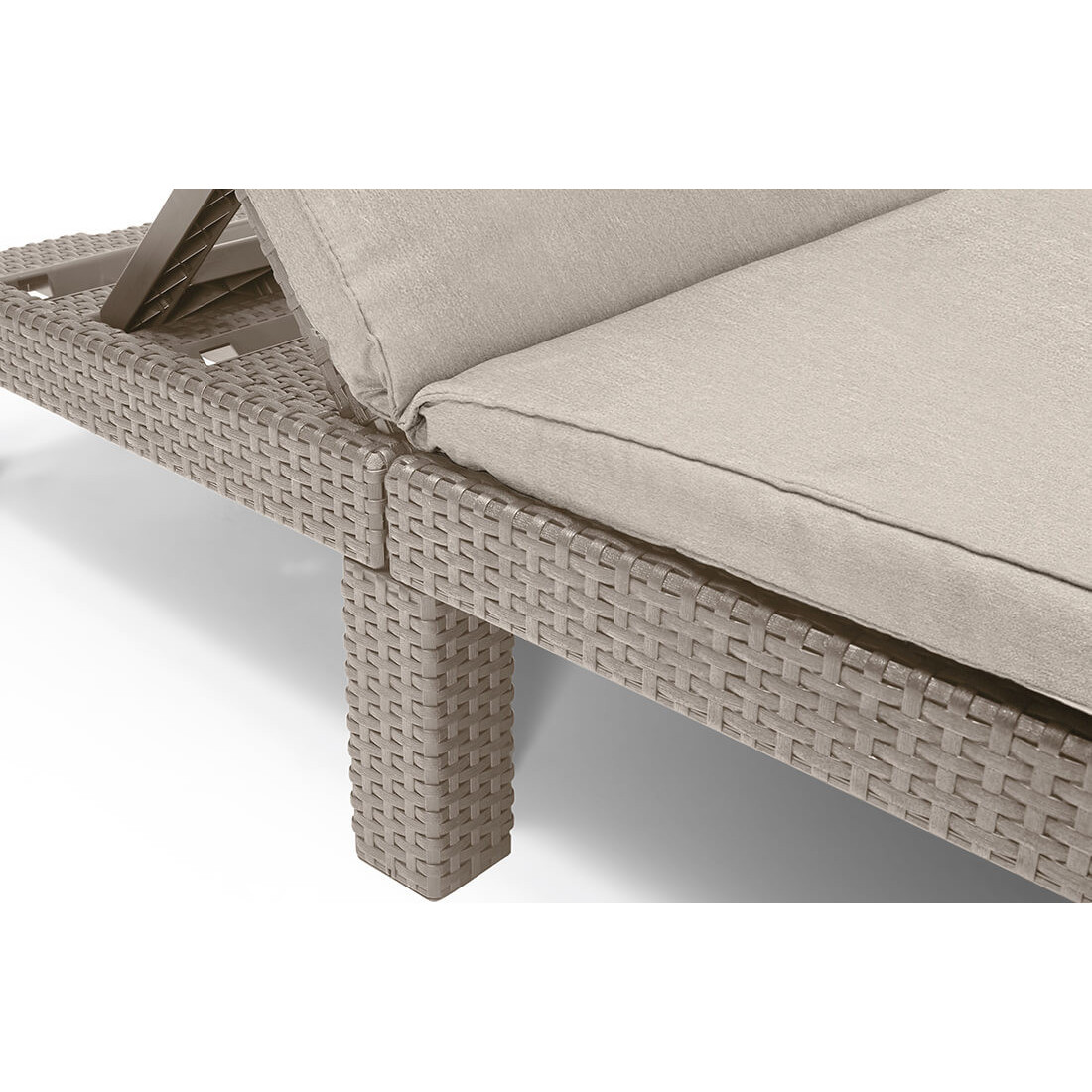 DAYTONA DELUXE CAPPUCINO DECK CHAIR