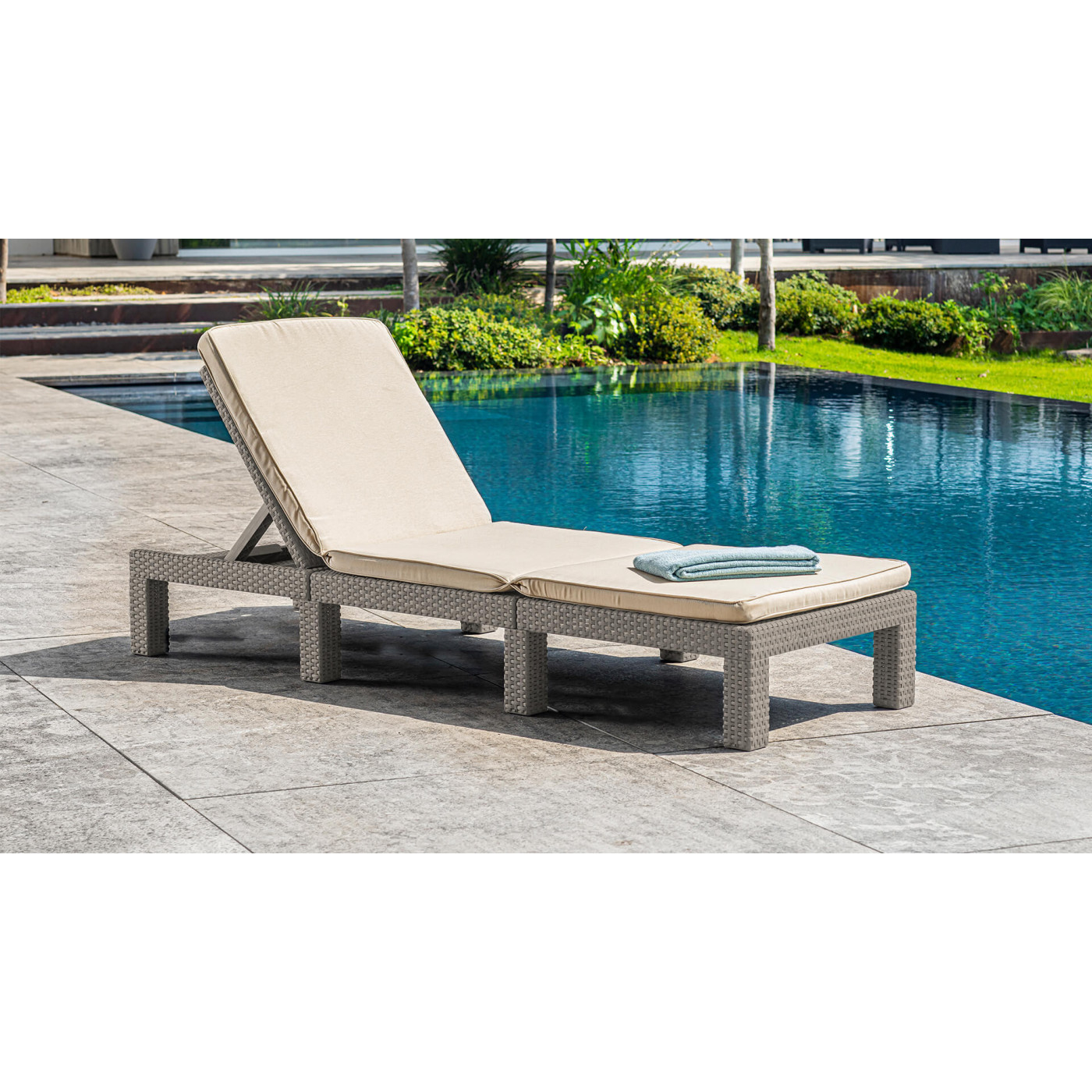 DAYTONA DELUXE CAPPUCINO DECK CHAIR