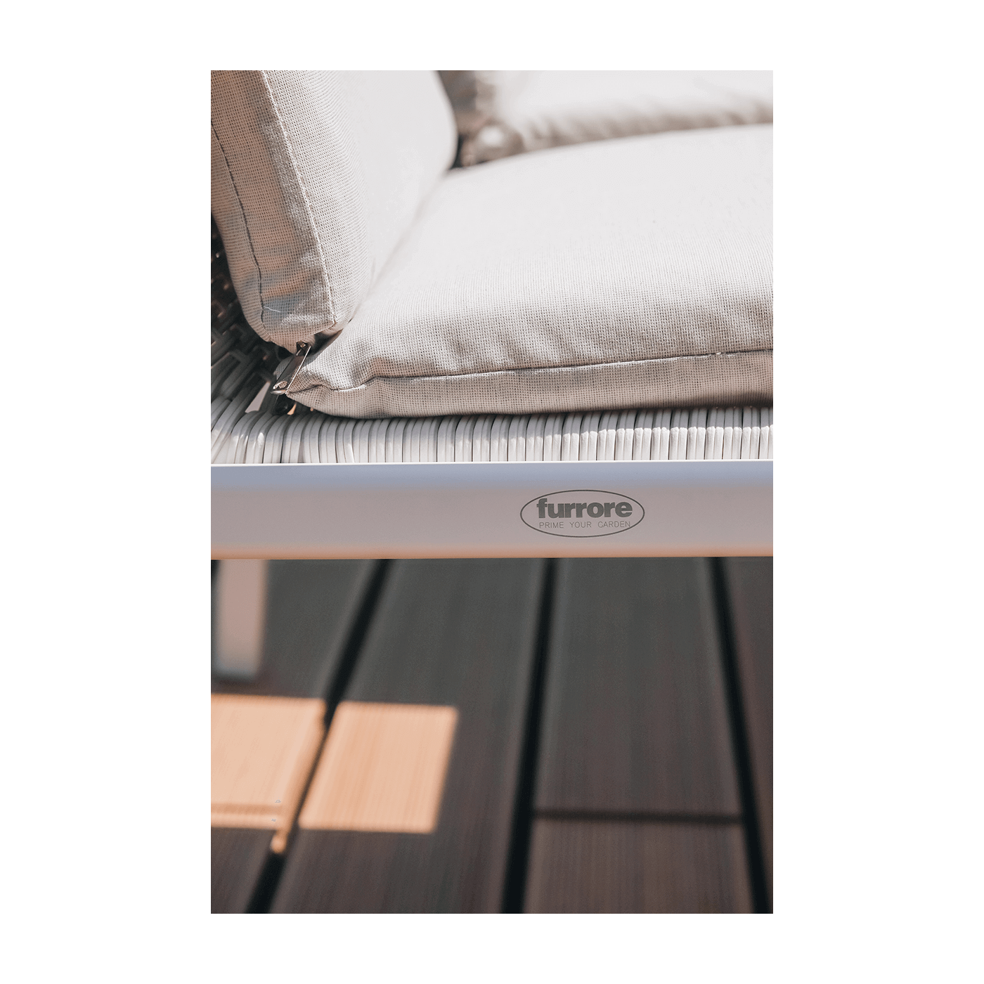 Zestaw jadalniany dla 6 osób - Lotus Dining 61 White Furrore