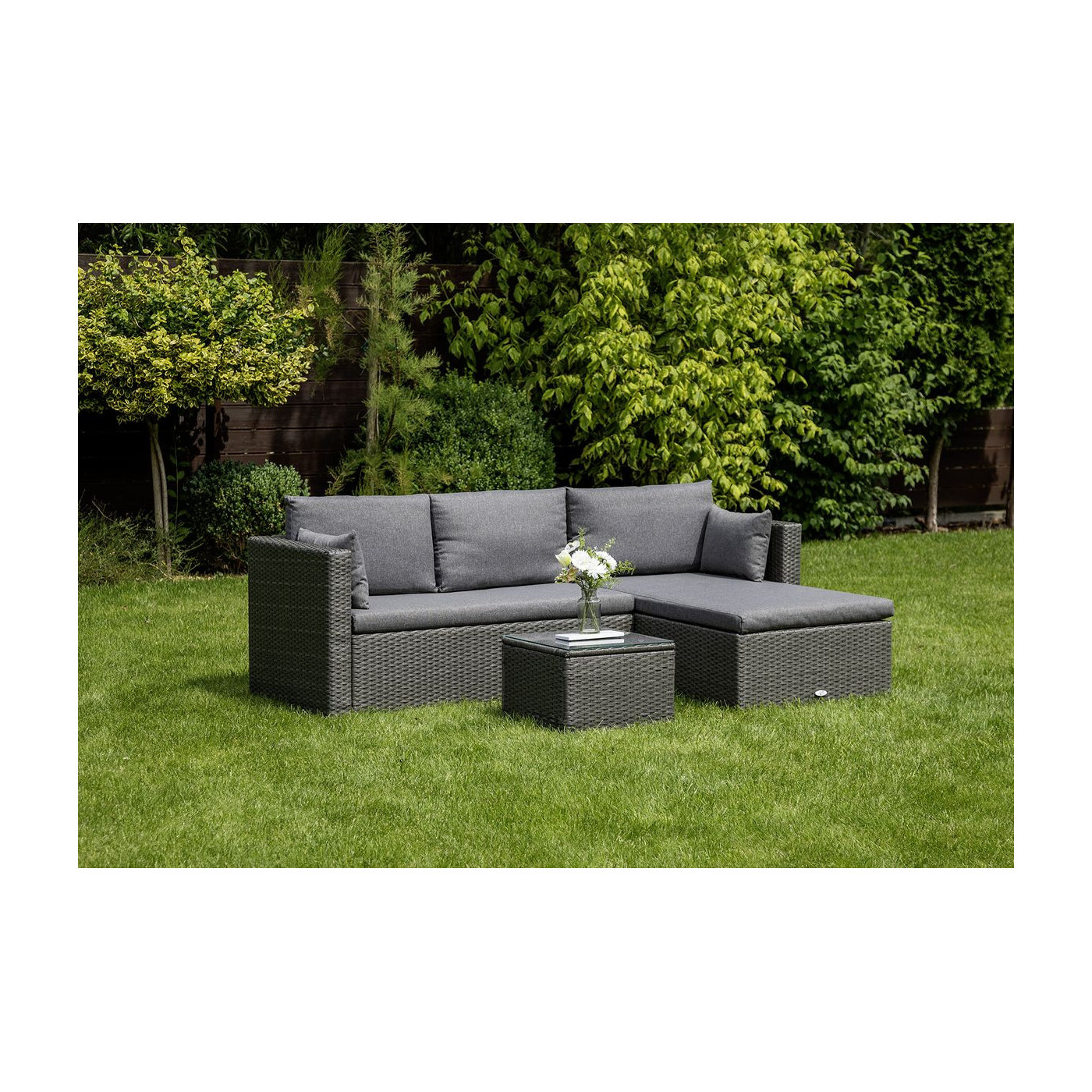 Aranżacja na ogrodzie technorattanowego narożnika lizbona