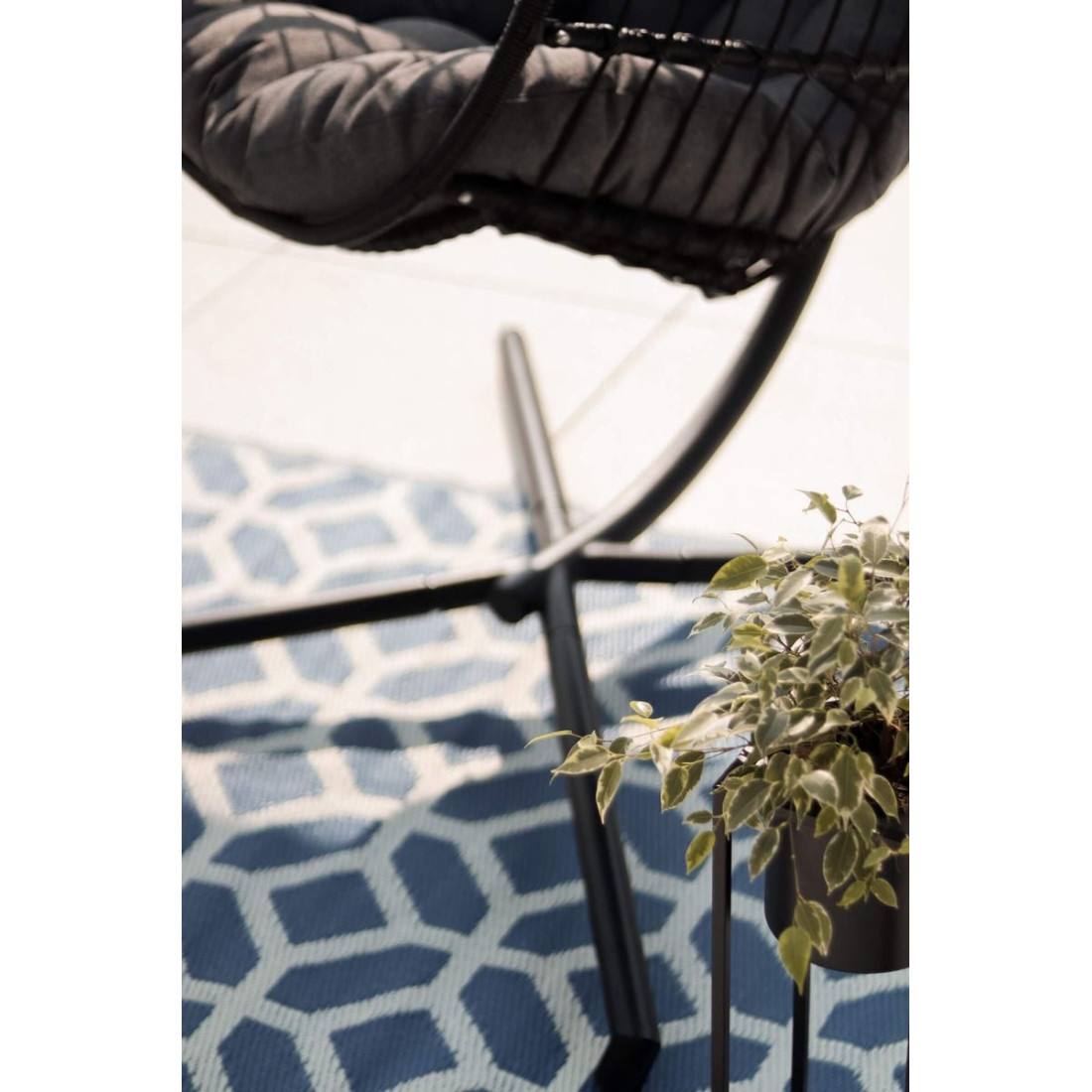 HARMONY BLACK HANGING CHAIR