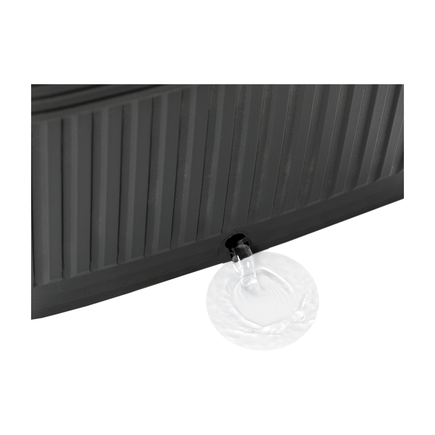 Widok na odpływ wody od doniczki do uprawy ogórków CUCU GROW BOX CULTIVO