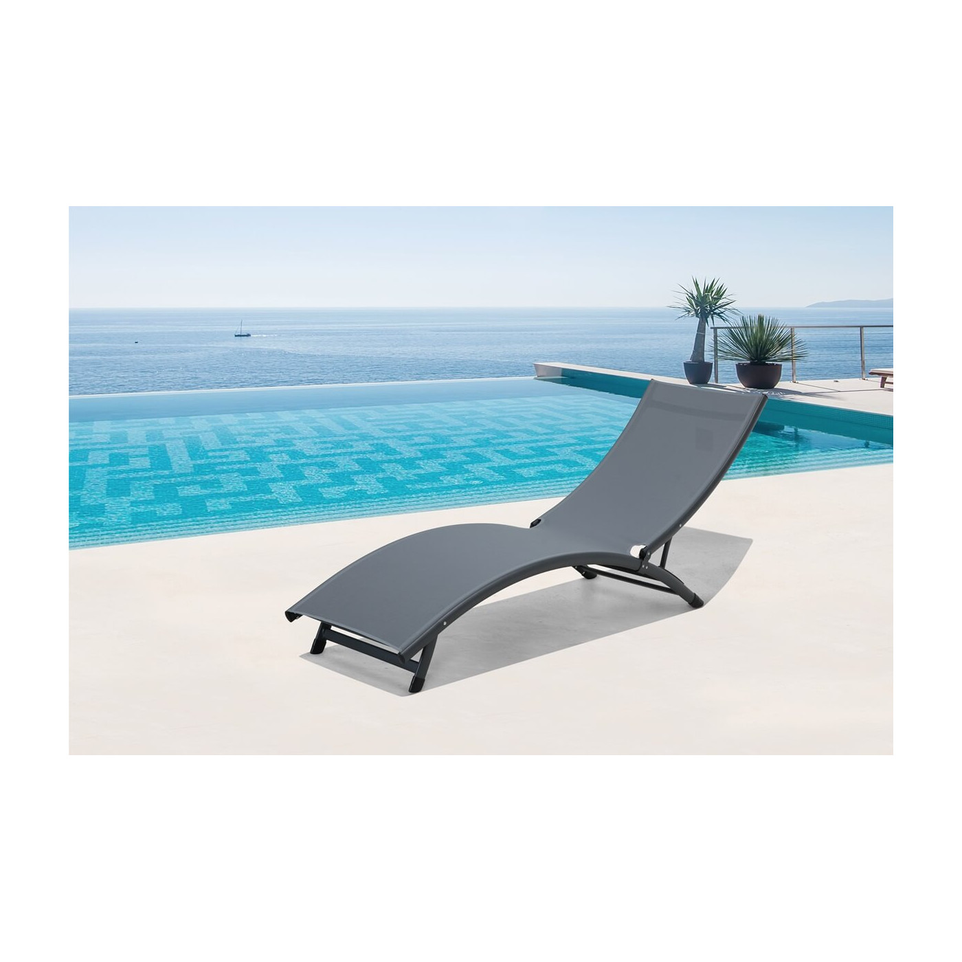 Aranżacja z leżakiem aluminiowym Star