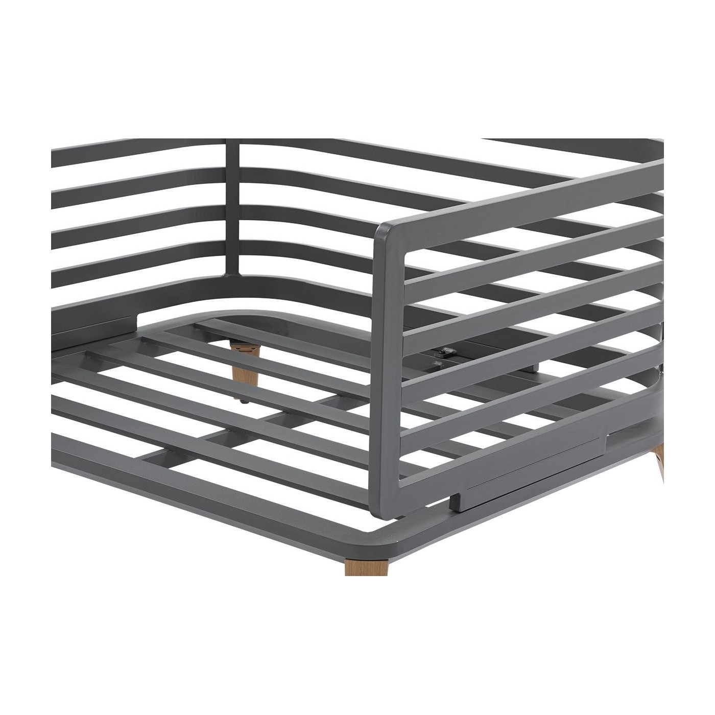 tył fotela ogrodowego radisson caffe z widocznym ciemno-szarym aluminiowym stelażem