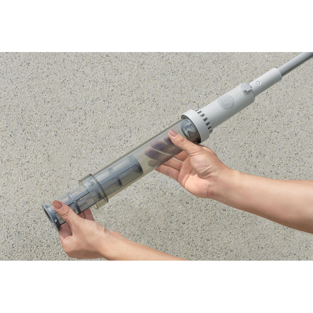 Widok na instalację w odkurzaczu filtra