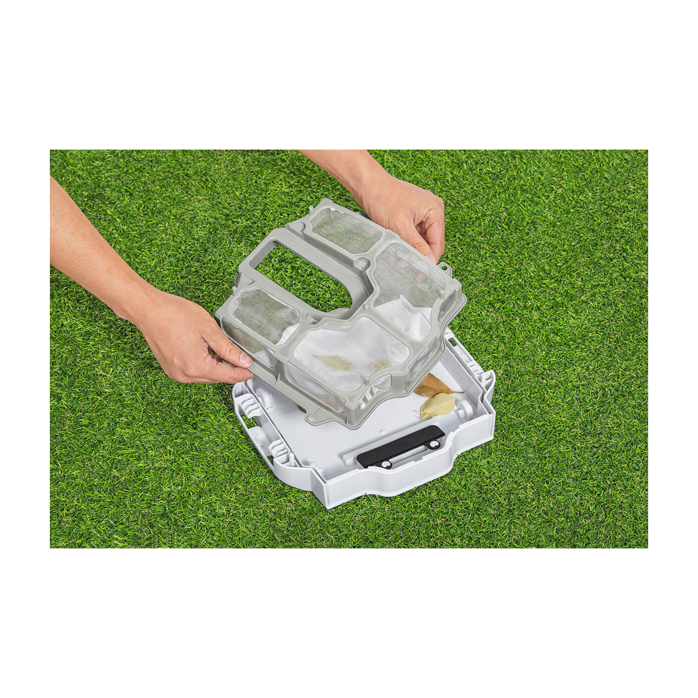 Widok na sposób opróżniania filtra od zanieczyszczeń