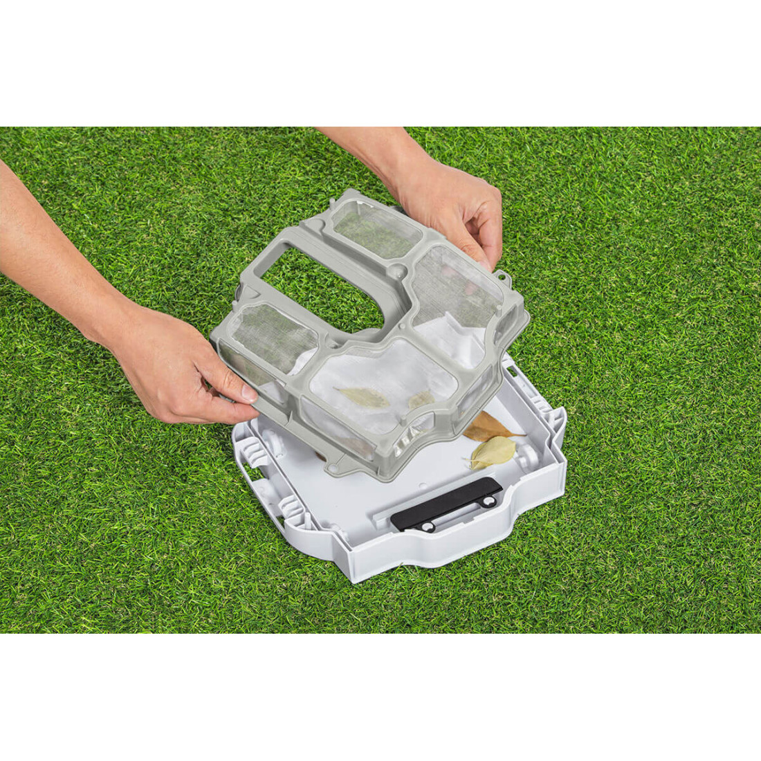 Widok na sposób opróżniania filtra od zanieczyszczeń